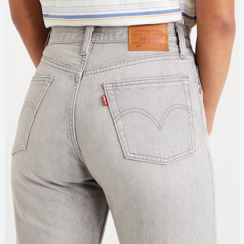 Levi’s 501 Straight Crop Jeans | Light Grey | W24 x L26